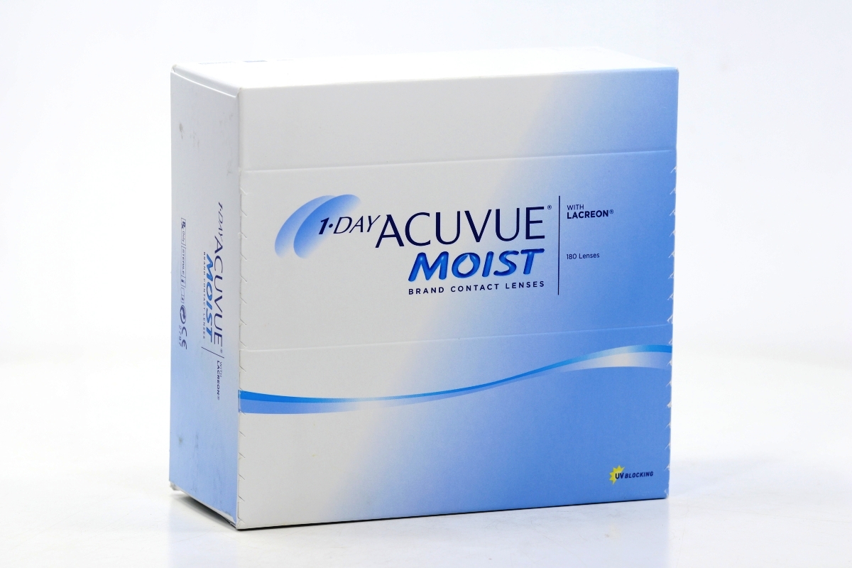 Линзы moist